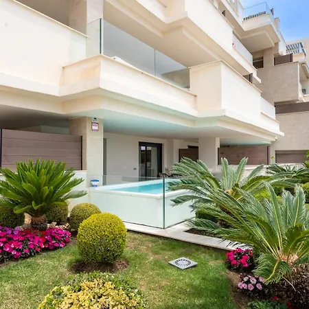 Fantastisk 4 Roms Med Egen Dipping Pool La Cala De Mijas